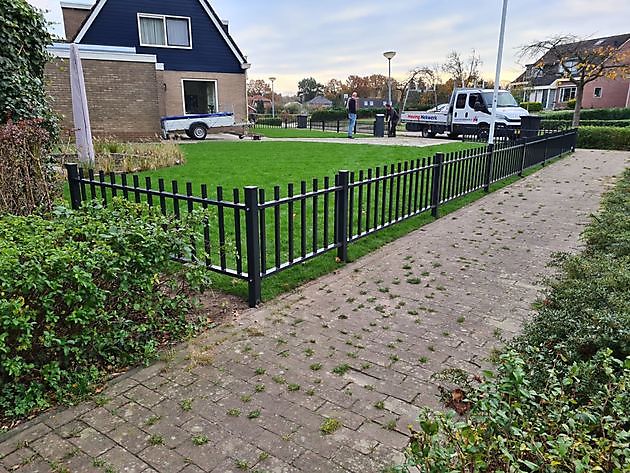 Spijlenhekwerk met vierkante spijlen Hoving Hekwerk B.V. Stadskanaal