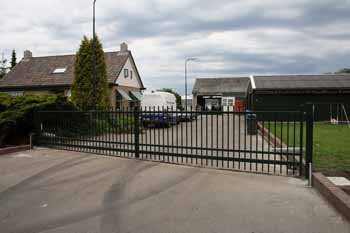 Automatische draaipoort Hoving Hekwerk B.V. Stadskanaal