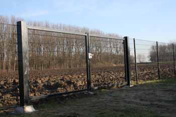 Dubbele draaipoort Hoving Hekwerk B.V. Stadskanaal