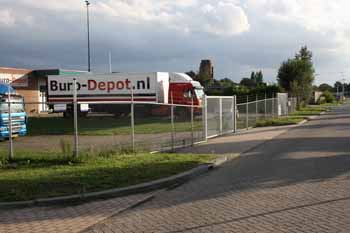 Dubbele spijlen draaipoort Hoving Hekwerk B.V. Stadskanaal