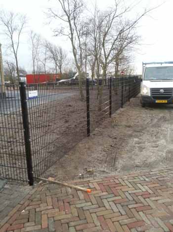 Dubbelstaafmatten met doorrijbeveiliging Hoving Hekwerk B.V. Stadskanaal