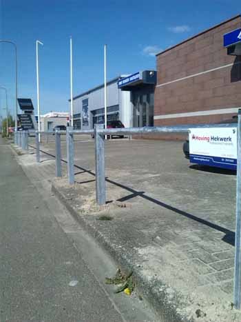 Doorrijbeveiliging voor autobedrijven Hoving Hekwerk B.V. Stadskanaal