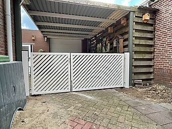 Lamellen poort Ter Apel Hoving Hekwerk B.V. Stadskanaal