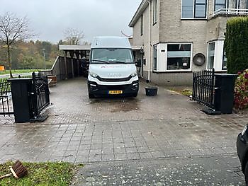 Sierpoort met knikarm Hoving Hekwerk B.V. Stadskanaal