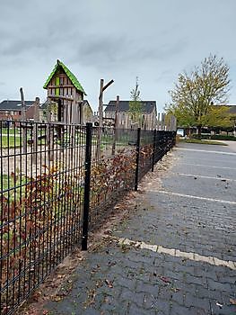 School Ommen Hoving Hekwerk B.V. Stadskanaal