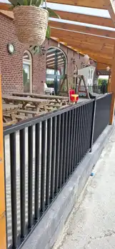 Spijlenhekwerk Roodeschool Hoving Hekwerk B.V. Stadskanaal