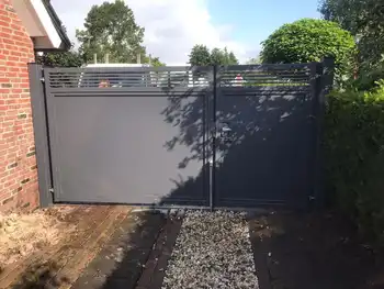 Dichte draaipoort, Winschoten Hoving Hekwerk B.V. Stadskanaal